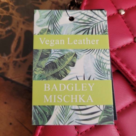 Badgley Mischka Red Quilted Chain Bag - Picture 8 of 9